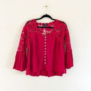 🌿Final Sale Aeom‎ Red Lace Button Up Top